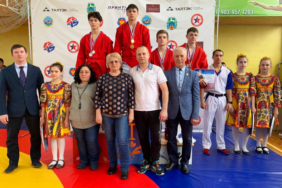 Татарские самбисты стали призерами первенства Сибирского федерального округа