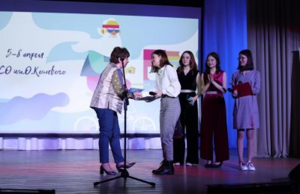 Школьница из Татарска стала призером регионального этапа всероссийского конкурса «Живая классика»