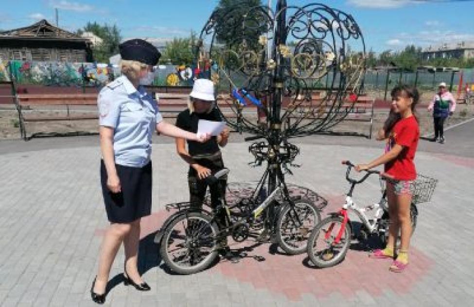 Вспомнить Правила дорожного движения предложили школьникам автоинспекторы Татарска