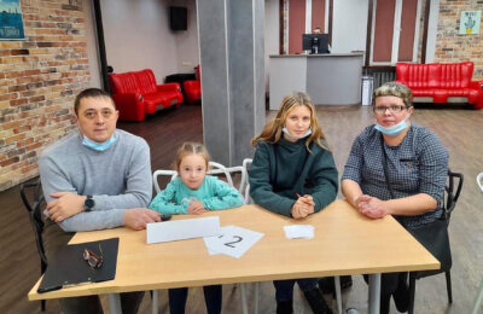 Семья из Татарска стала победителем регионального конкурса