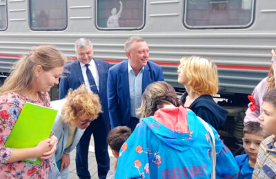 Зоопарк, музей и комфортный отдых ждут в Новосибирске луганских детей