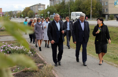 Татарск с ответным рабочим визитом посетила делегация Калачинского района