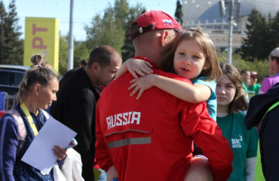 Юная бегунья из Татарска стала серебряным призером Сибирского фестиваля бега