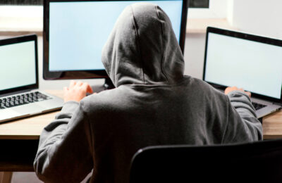 О популярных видах киберпреступлений и ловушках интернет-мошенников рассказали в прокуратуре региона