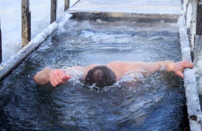 Набрать святой воды и «смыть грехи» смогут в Крещение жители Татарского района