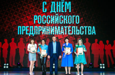 Награды лучшим предпринимателям вручили в Татарском районе