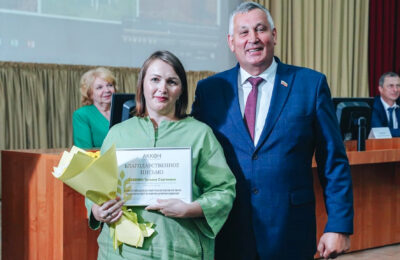 Благодарность за развитие фермерского движения в Новосибирской области получила специалист из Татарска