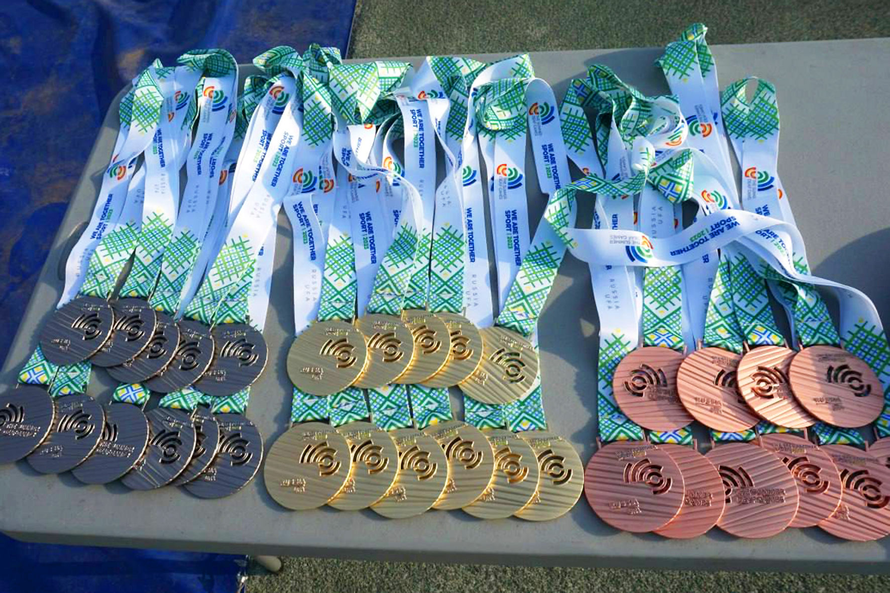 Медали сурдлимпийцев