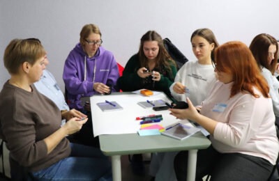 В Татарске работающая молодежь из четырех районов попыталась заглянуть в будущее