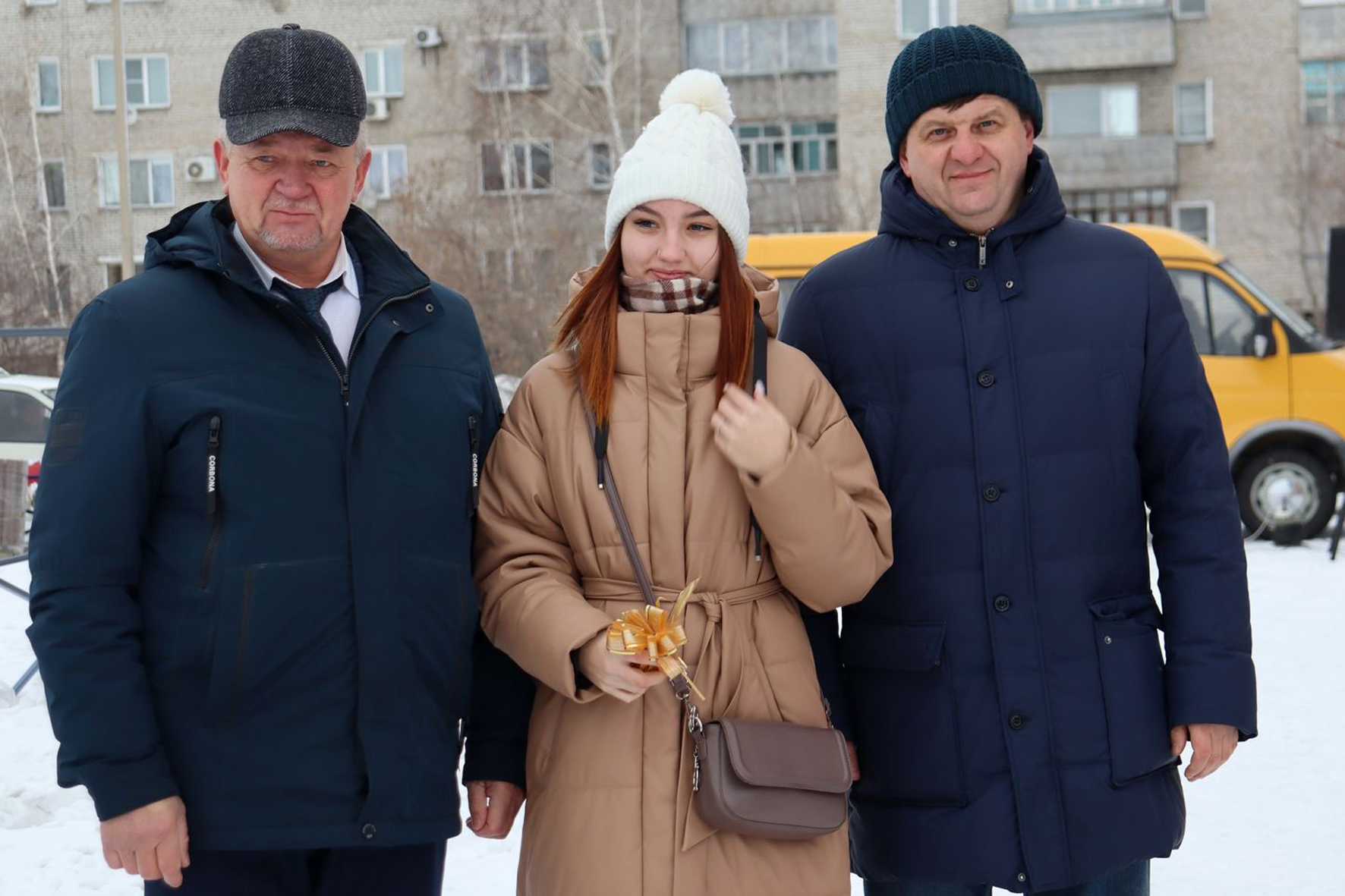 Новоселье под Новый год отметили дети-сироты в Татарске - Народная газета