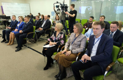 «Не по стандарту»: в Новосибирске обсудили актуальные вопросы кадровой политики