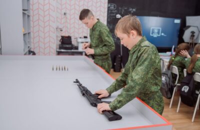 Автомат и винтовку купила одна из школ Татарского района