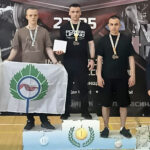 Очередное чемпионское звание завоевал на областном чемпионате силач из Татарска