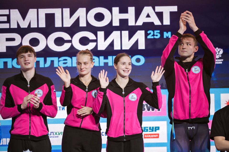 Новосибирские пловцы