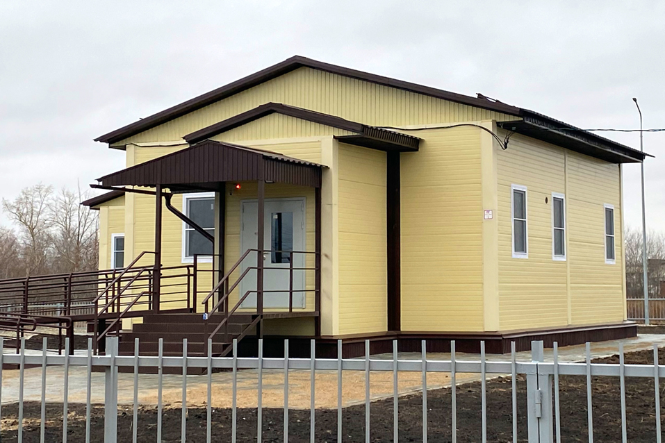 Новый-ФАП-в-деревне