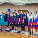 Награды баскетбольного турнира в Татарске разыграли команды двух регионов