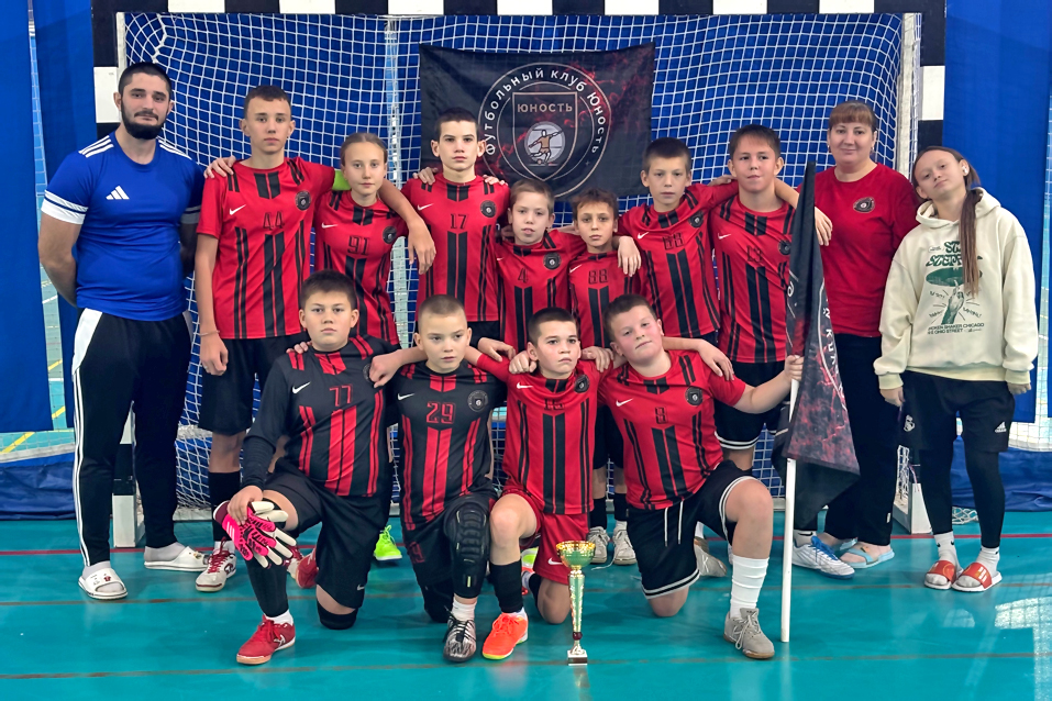 Футбольный клуб "Юность"