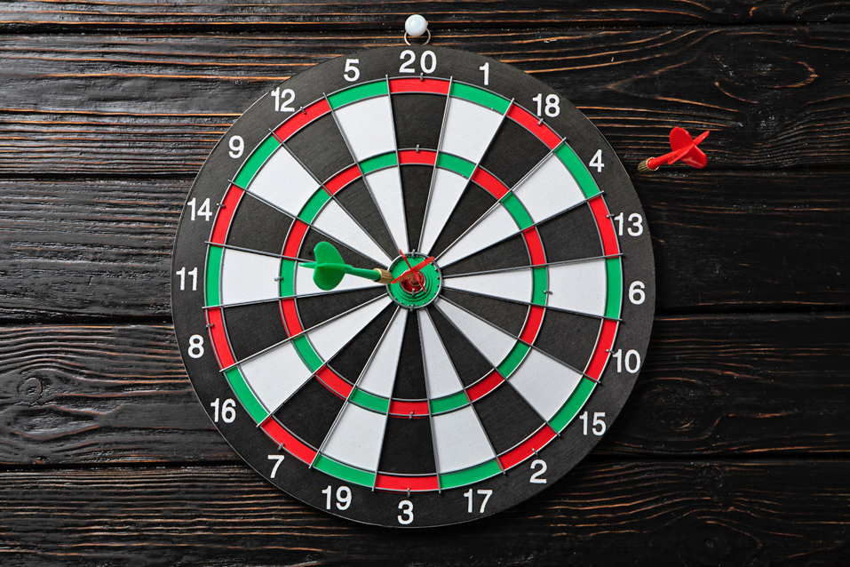 Дартс цветной