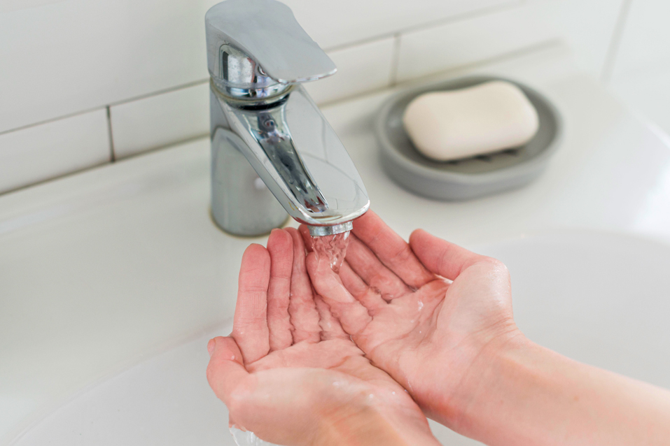 Вода в кране