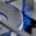 Гореть синим пламенем должен газ в квартирах жителей Новосибирской области