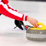 В первом в Новосибирской области турнире по керлингу примут участие 48 команд