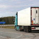 Ограничение на движение большегрузов введут в Новосибирской области