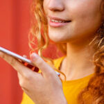 Расшифровать голосовые сообщения в телефоне смогут жители Новосибирской области