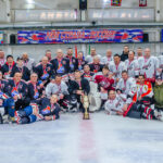 Ветераны спорта двух регионов разыграли медали хоккейного чемпионата в Татарске