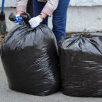 Не превращать дворы домов в пустыри и свалки призвали жителей Татарска