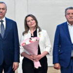 Знаки отличия вручил многодетным мамам глава Новосибирской области Травников