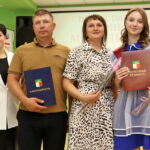 Семнадцать выпускников Татарского округа окончили школу с медалью